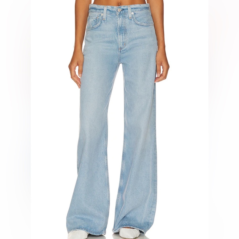 NWOT Paloma Baggy Jeans in Alemayde
Citizens of Humanity